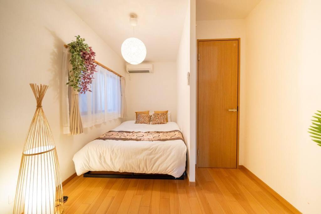 Apartment Seibu Shinjuku Station 2 Min Walk Shin-okubo Station 6 Min Walk,11 House In Tokyo, 4 People Isj35 Präfektur Tokio